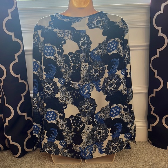 Cooper and Ella blue patterned long sleeve blouse - Picture 2 of 3